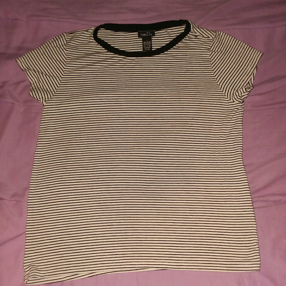 Rue21 Teeshirt